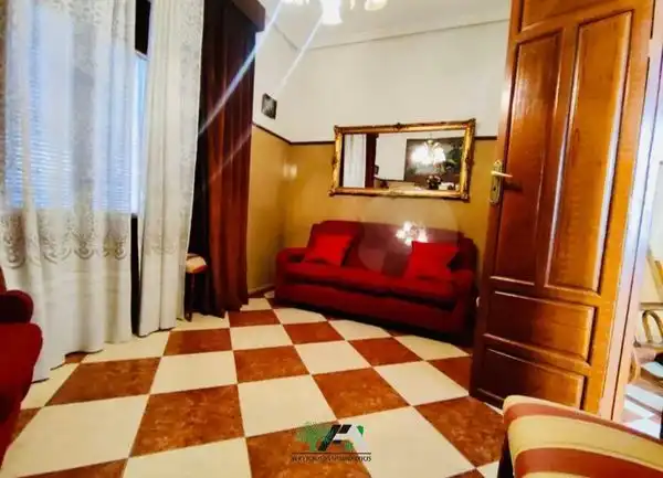 Casa / Chalet adosado en venta en Compañia, Baeza, immagine 3