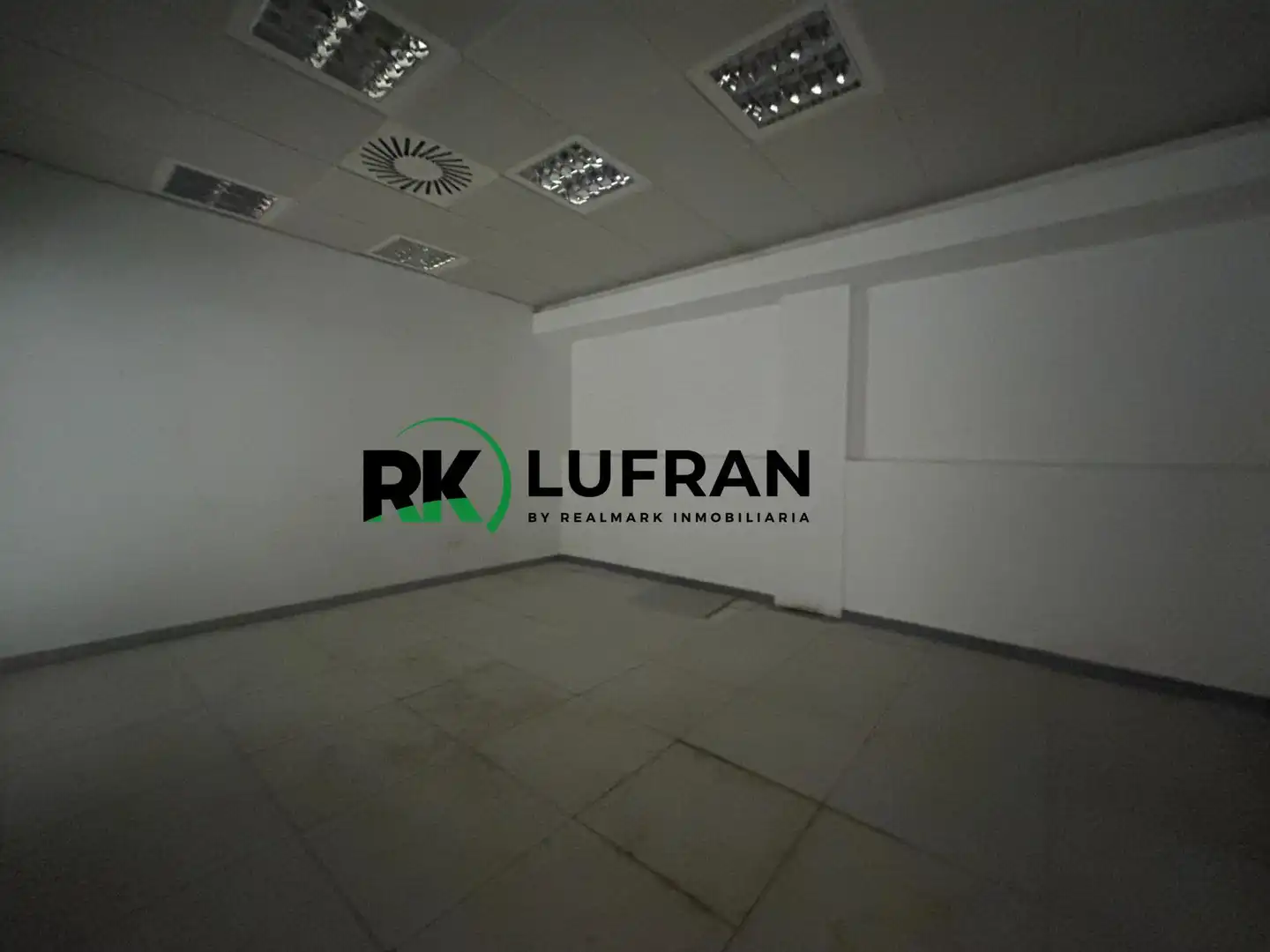 Local comercial en venda a Centro, imagen 9