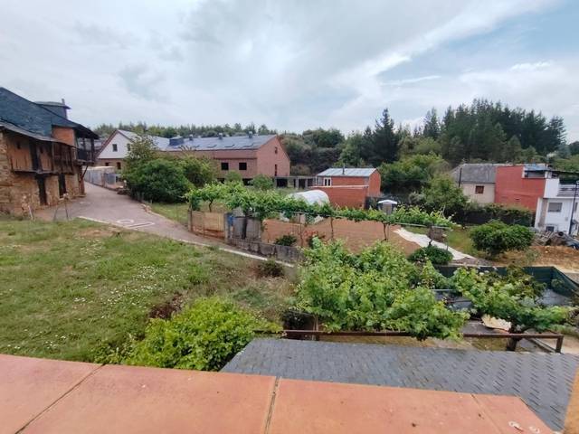 Casa-chalet en Venta en Arganza