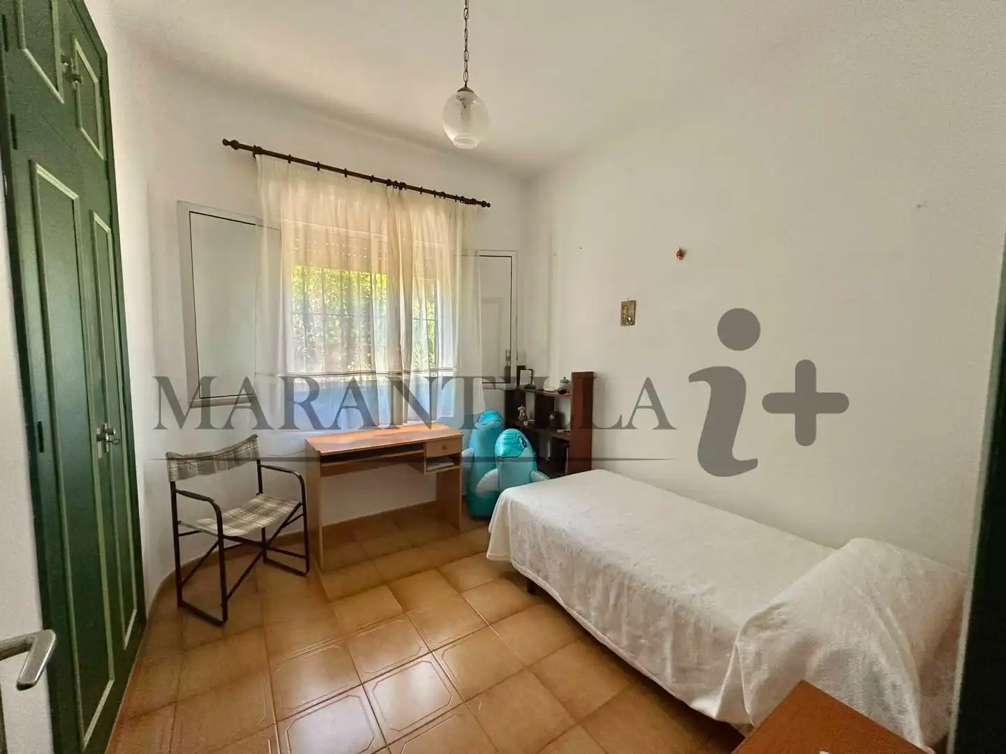Dormitori de Casa o xalet en venda en Islantilla amb Jardí privat, Terrassa i Traster