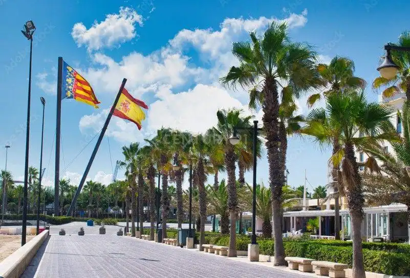 Vista exterior de Piso en venta en Valencia