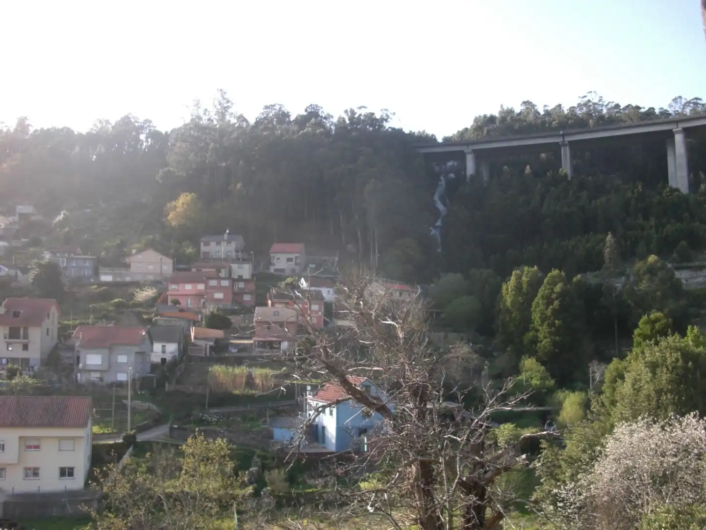 Vista exterior de Casa o xalet en venda en Moaña amb Calefacció, Jardí privat i Parquet