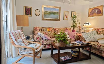 Living room of Flat for sale in  Sevilla Capital  with Air Conditioner, Heating and Storage room