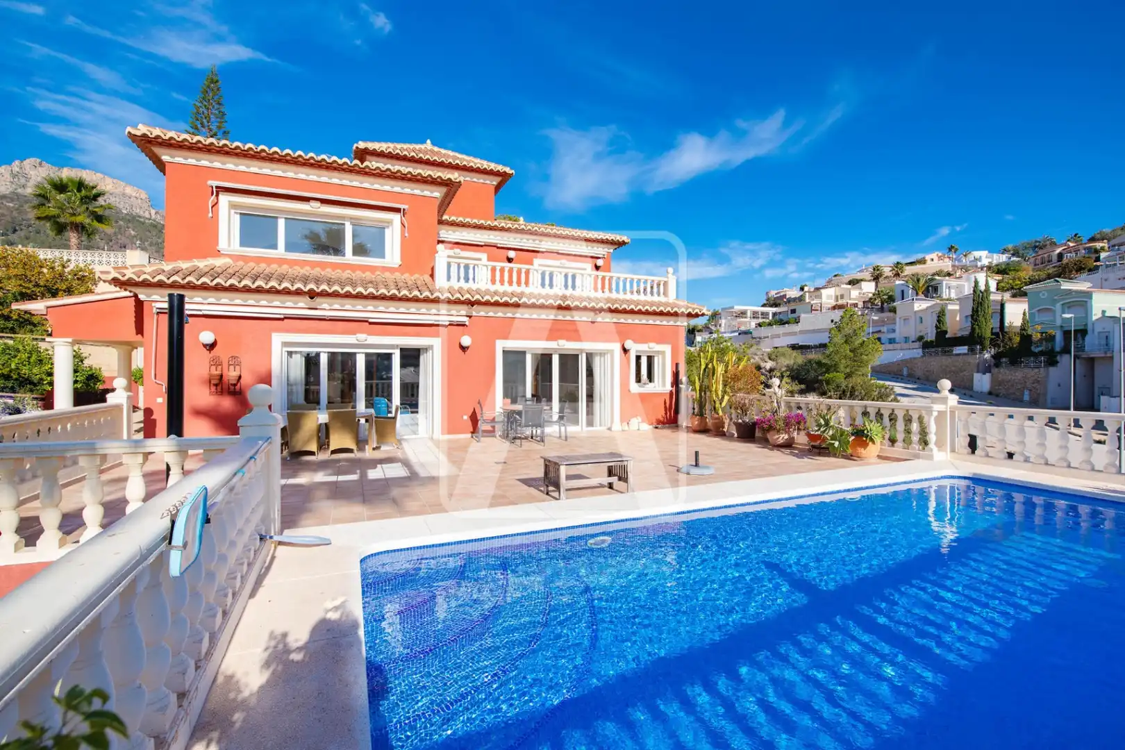 Villa avec piscine à vendre à Canuta