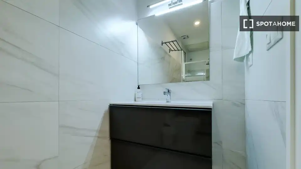Flat to rent in Ciutat Vella, imagen 2