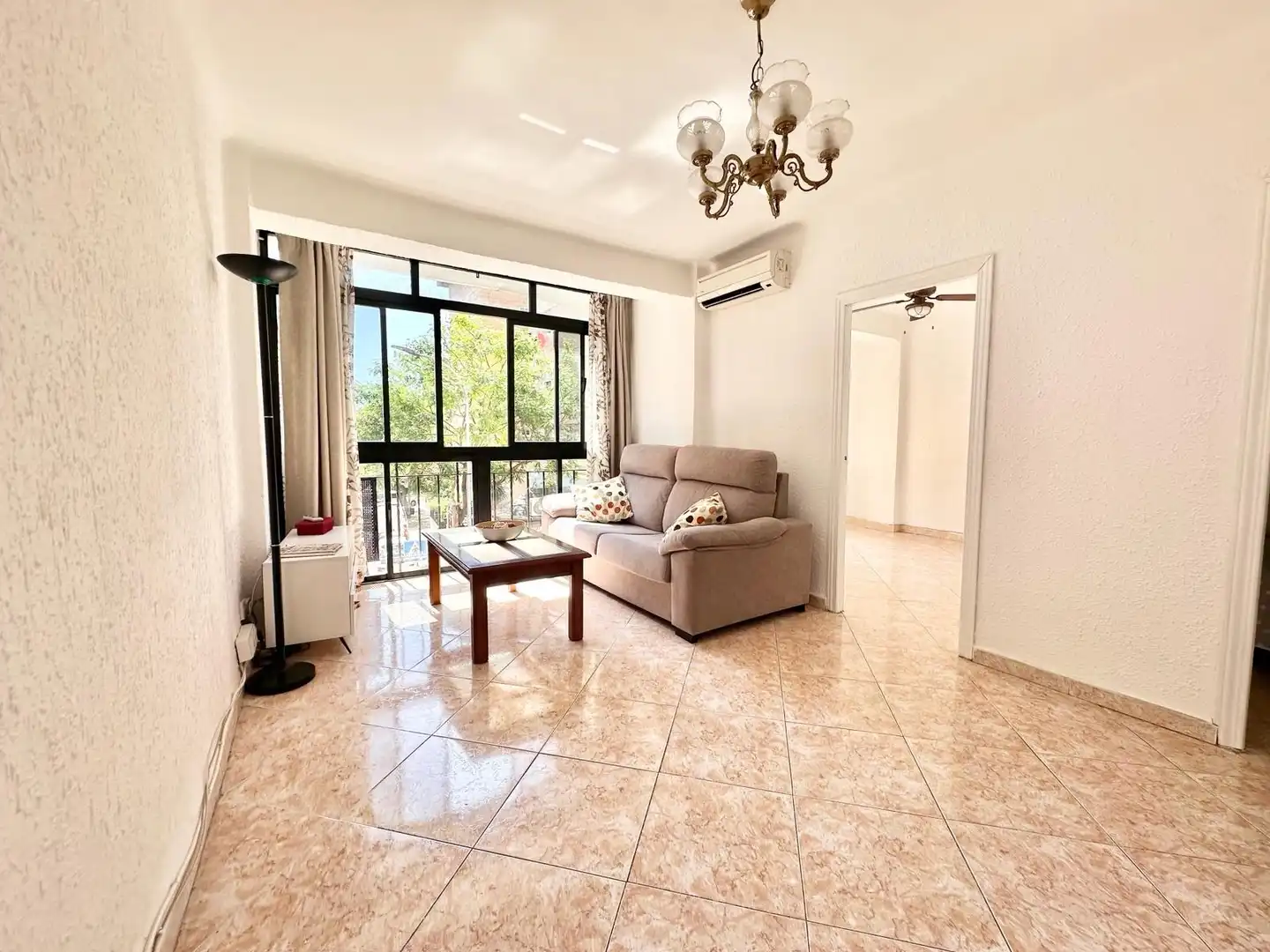 Wohnzimmer von Wohnung zum Verkauf in Málaga mit Balkon
