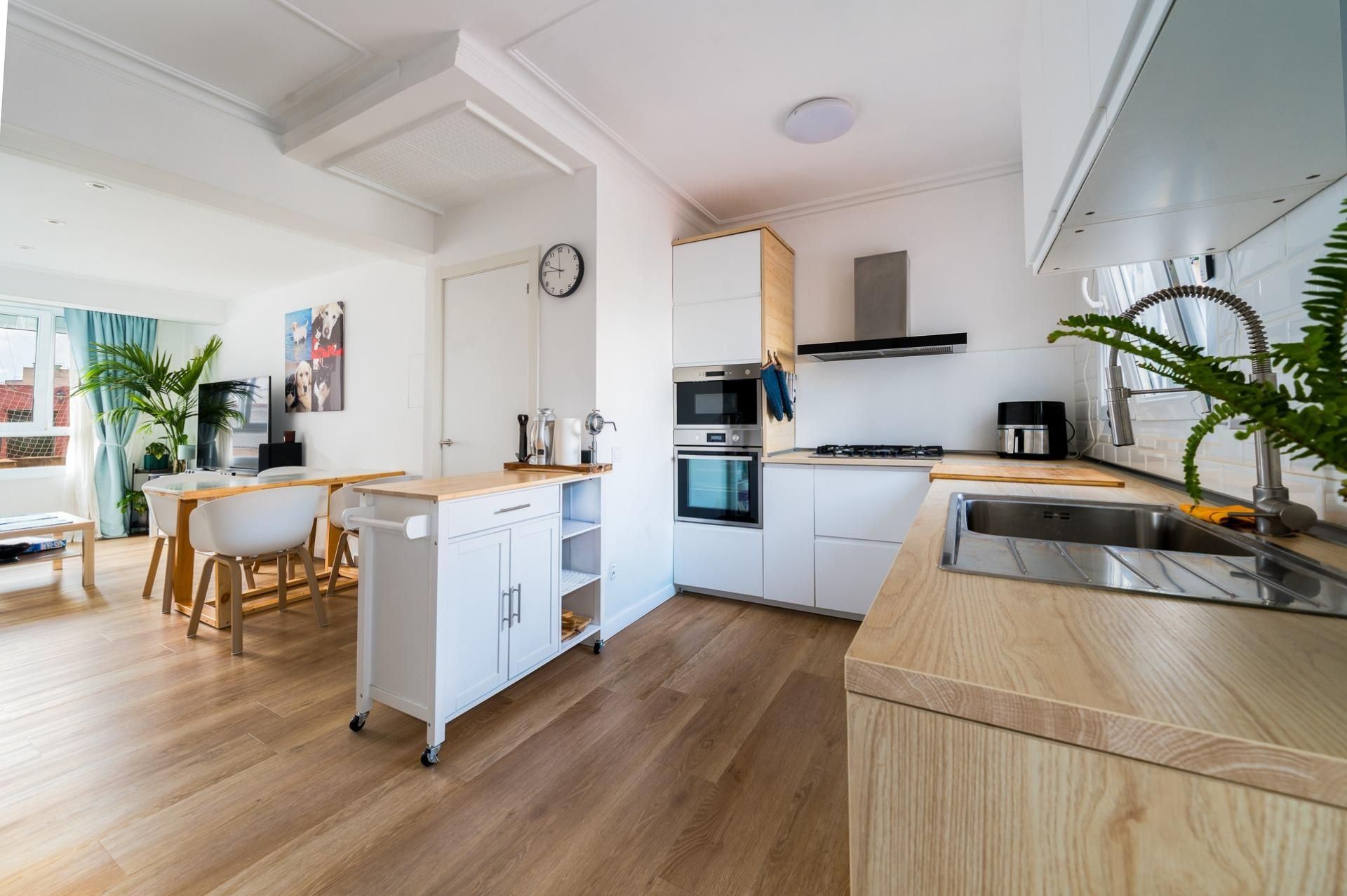 Kitchen of Flat for sale in  Palma de Mallorca  with Heating, Parquet flooring and Balcony