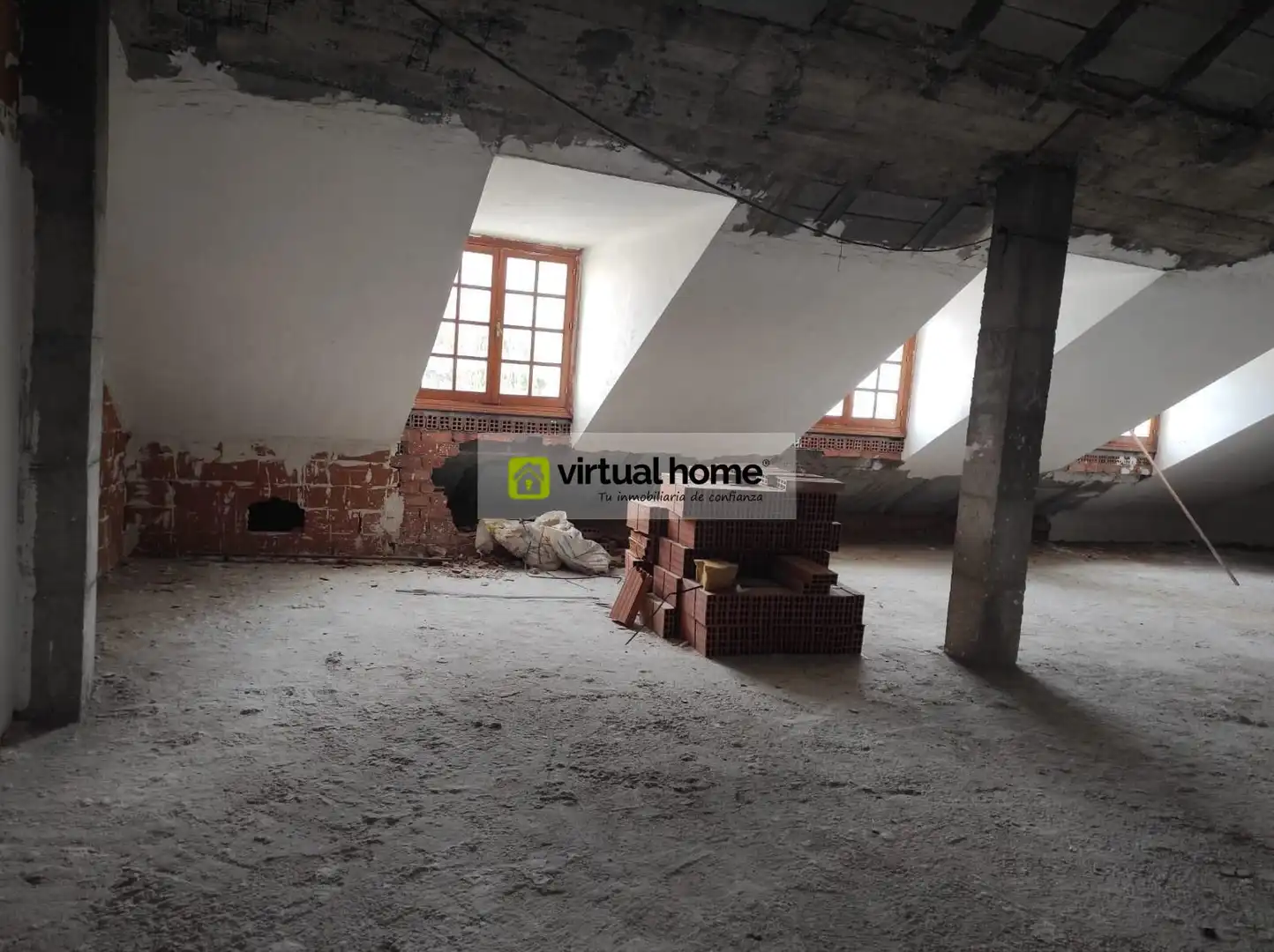 Casa o xalet en venda en La Puebla de Almoradiel amb Aire condicionat