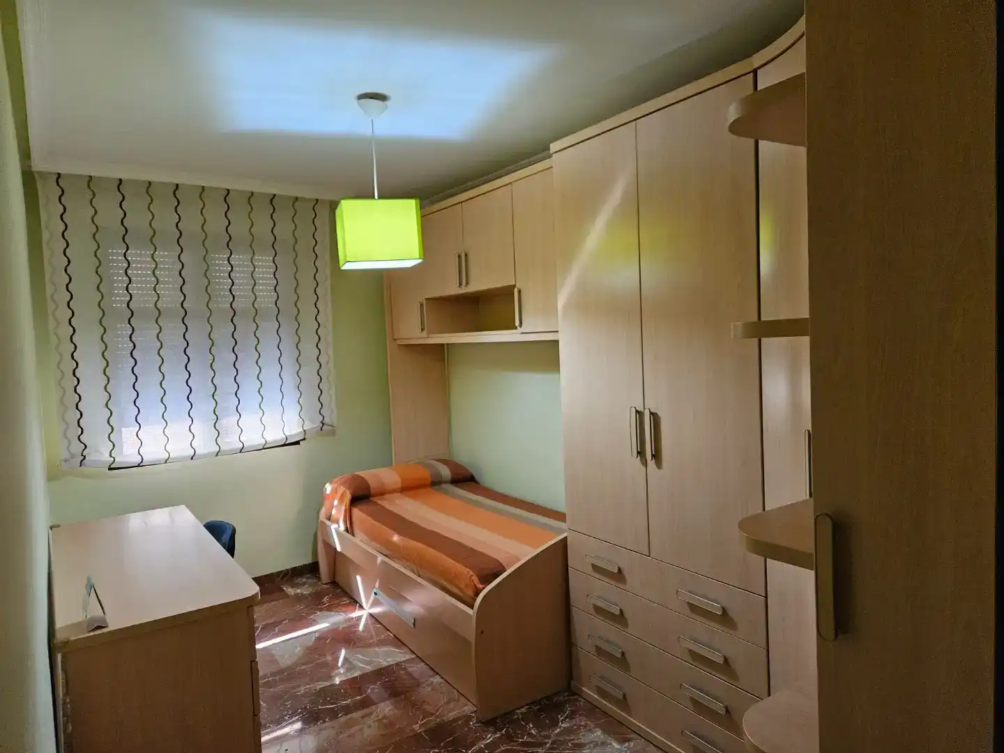 Schlafzimmer von Wohnung zur Miete in  Jaén Capital mit Klimaanlage und Balkon