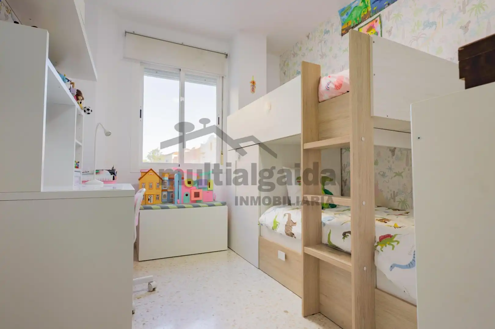 Bedroom of Flat for sale in Sanlúcar de Barrameda  with Air Conditioner, Storage room and Balcony