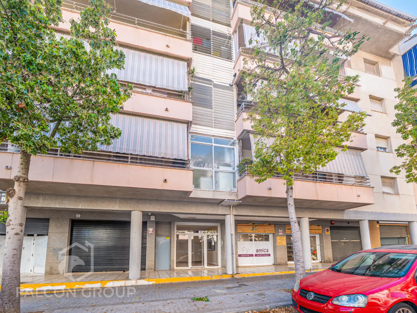 Vista exterior de Piso en venta en Vilanova i la Geltrú con Aire acondicionado, Trastero y Balcón