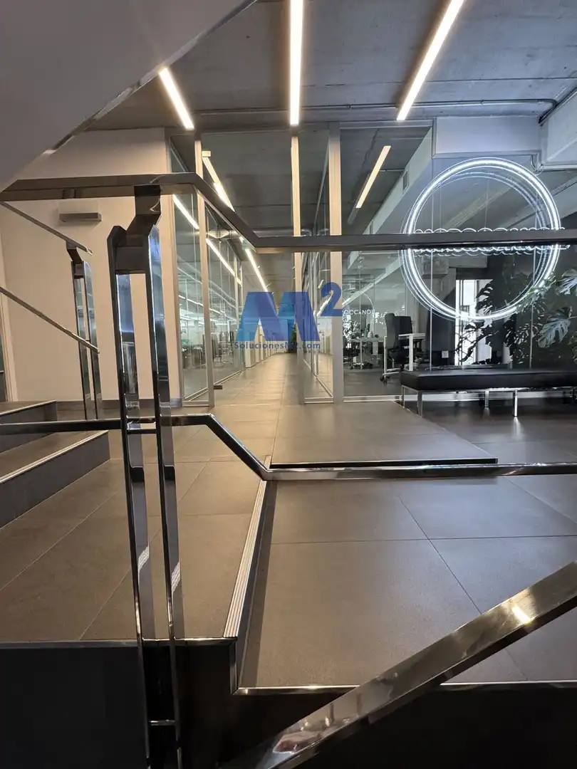 Nave industrial en venta en Alcobendas