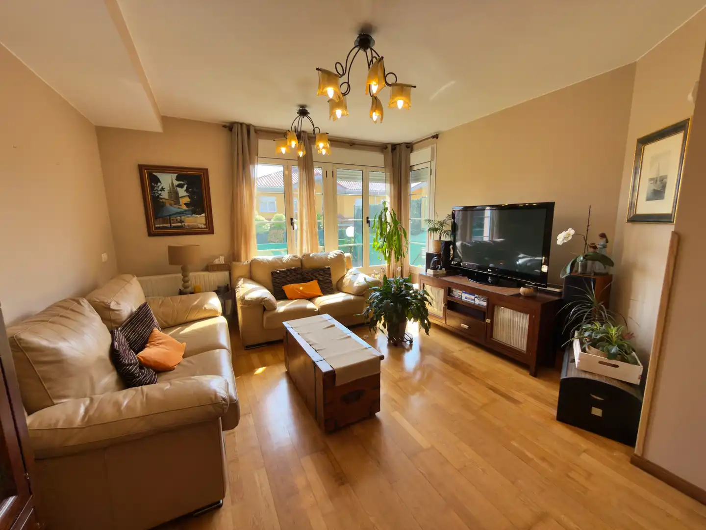 Living room of Detached homes for sale in Llanera  with Heating, Parquet flooring and Terrace
