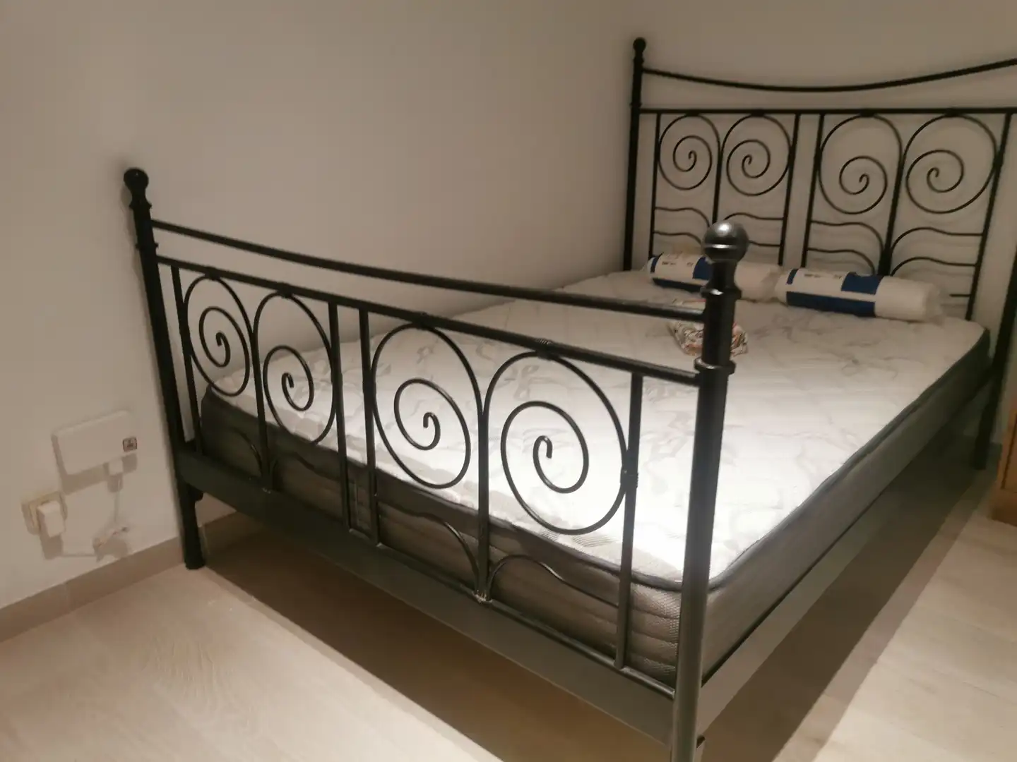 Bedroom of Flat for rent in Barcelona  with Air Conditioner, Parquet flooring and Furnished