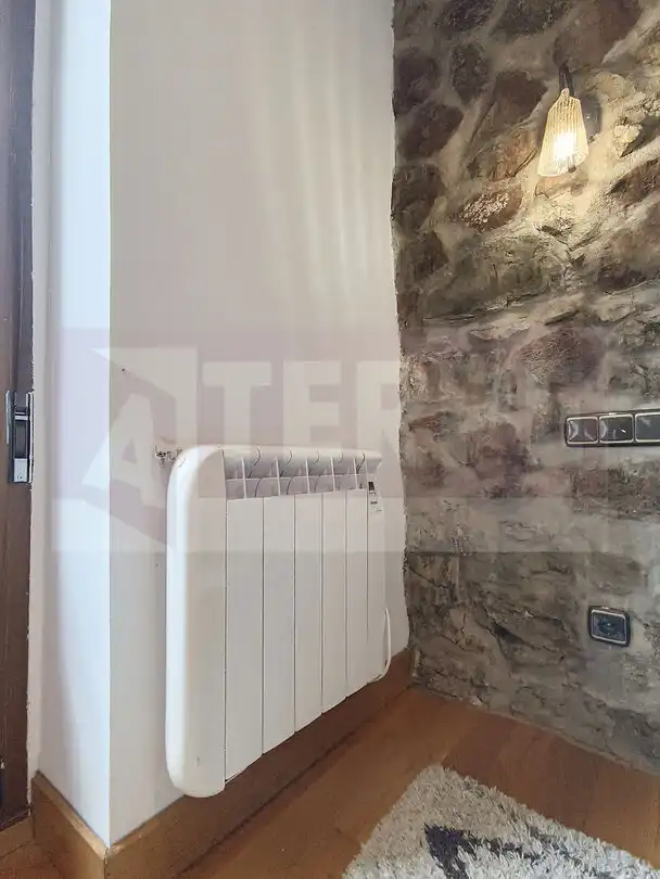 Terrassa de Pis en venda en Donostia - San Sebastián  amb Calefacció
