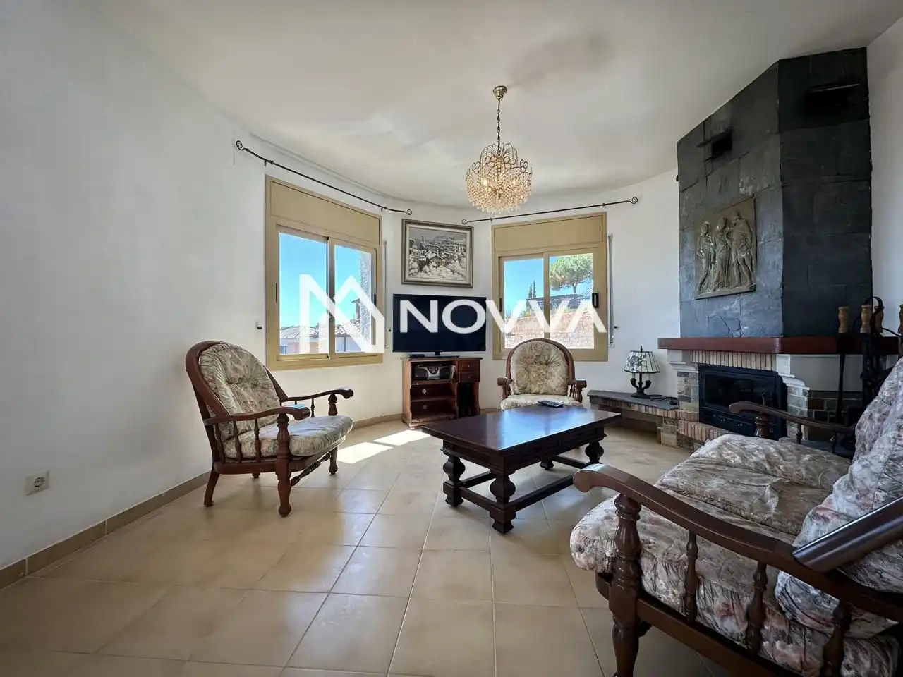 Sala d'estar de Casa o xalet en venda en Lloret de Mar amb Jardí privat, Terrassa i Piscina