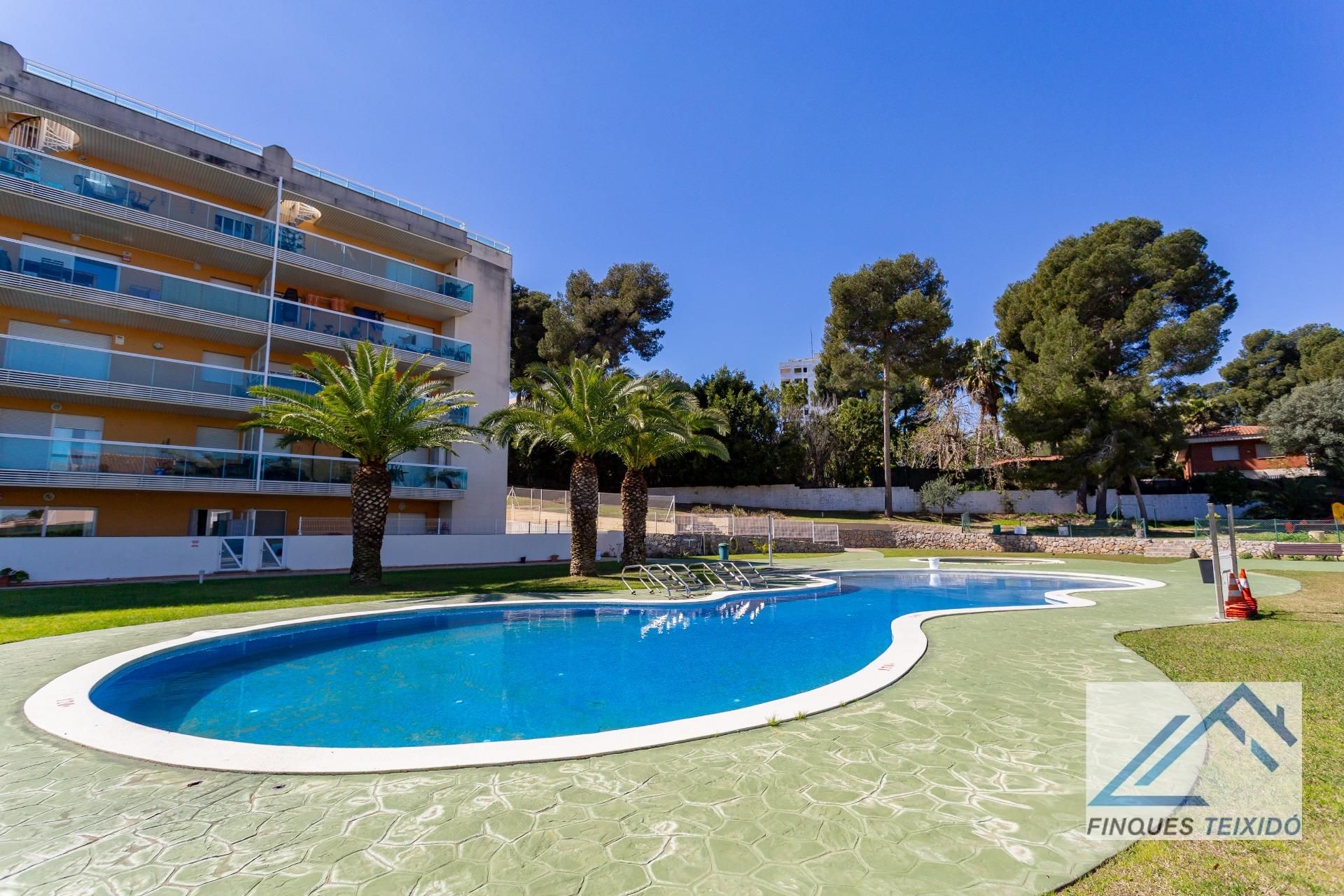Piscina de Pis en venda en Salou amb Aire condicionat, Terrassa i Piscina comunitària