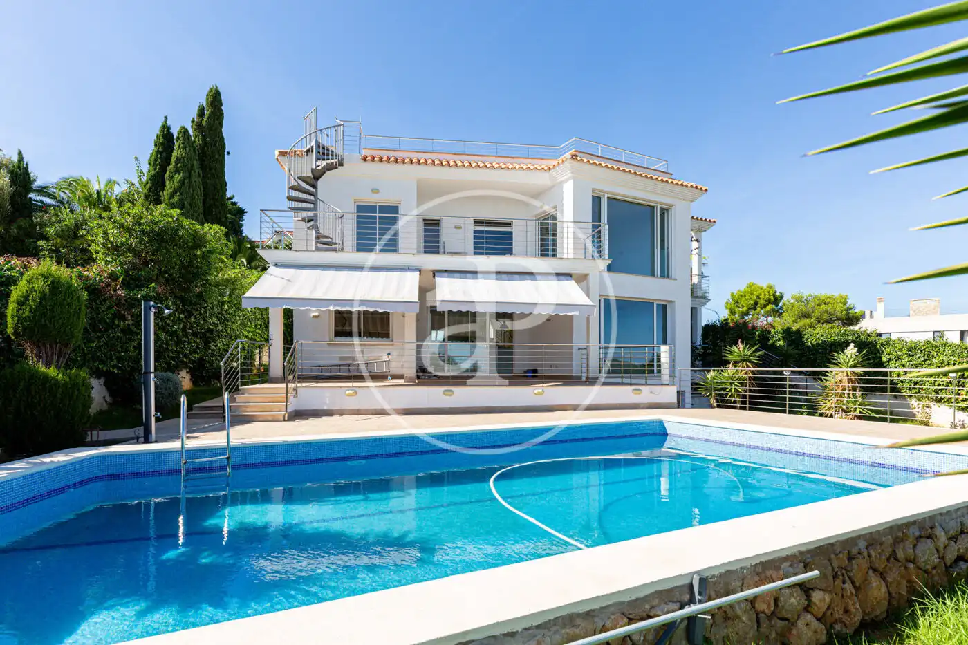Vista exterior de Piso de alquiler en Calvià con Aire acondicionado, Calefacción y Jardín privado