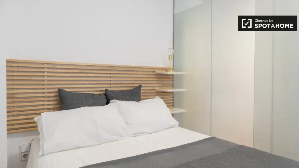 Habitación en Castellana