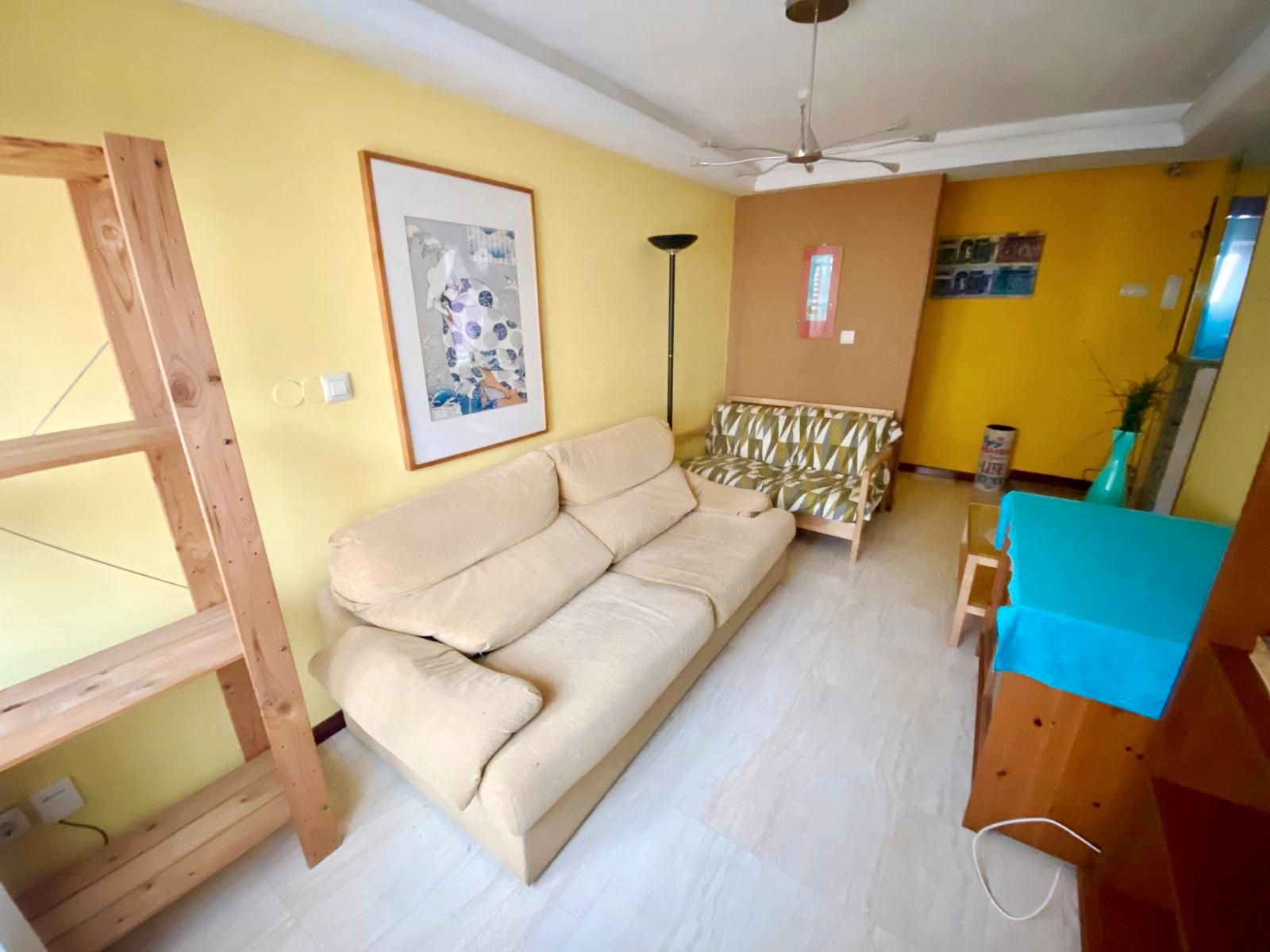 Living room of Flat for sale in Gijón   with Furnished, Oven and Washing machine