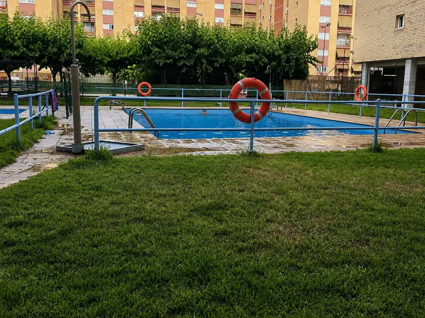Piscina de Piso en venta en Tarragona con Aire acondicionado, Calefacción y Jardín privado