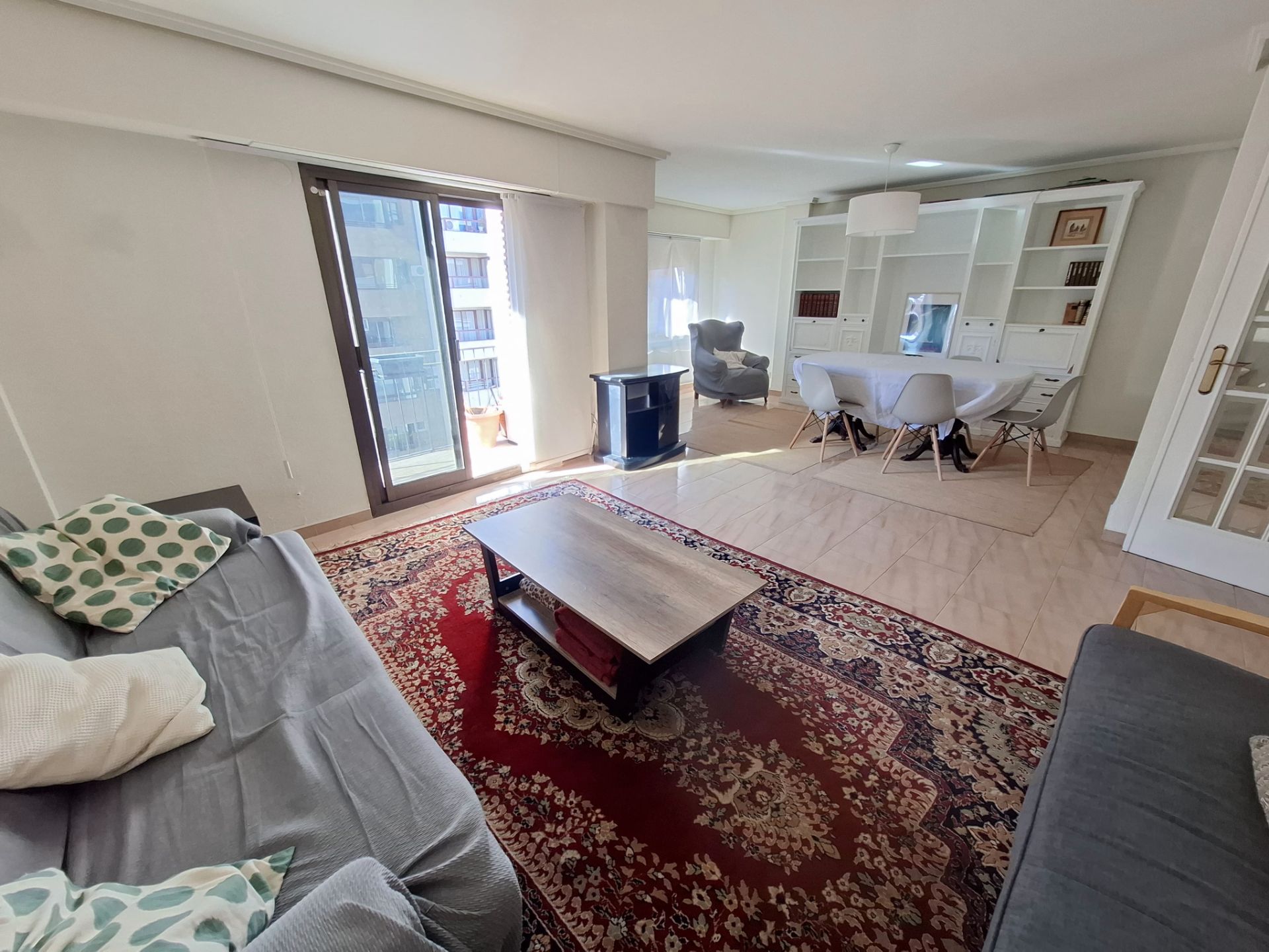 Sala d'estar de Pis en venda en  Valencia Capital amb Moblat i Balcó