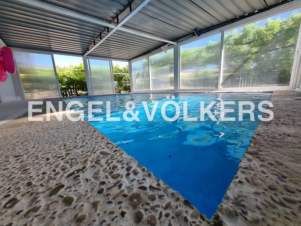 Piscina de Casa o xalet en venda en Fuente El Saz de Jarama amb Calefacció, Jardí privat i Terrassa