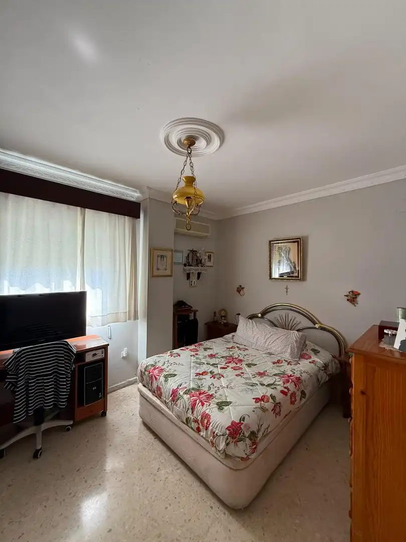 Bedroom of Flat for sale in Utrera