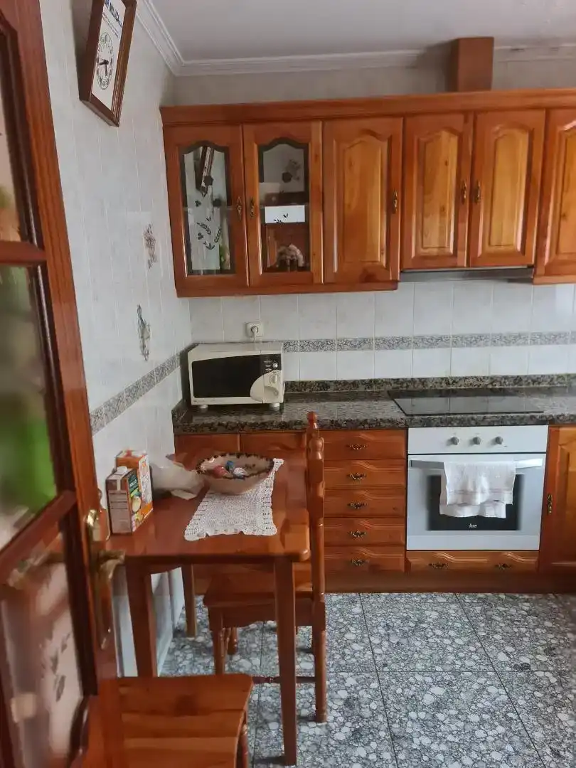 Cuina de Casa adosada en venda en Sahagún