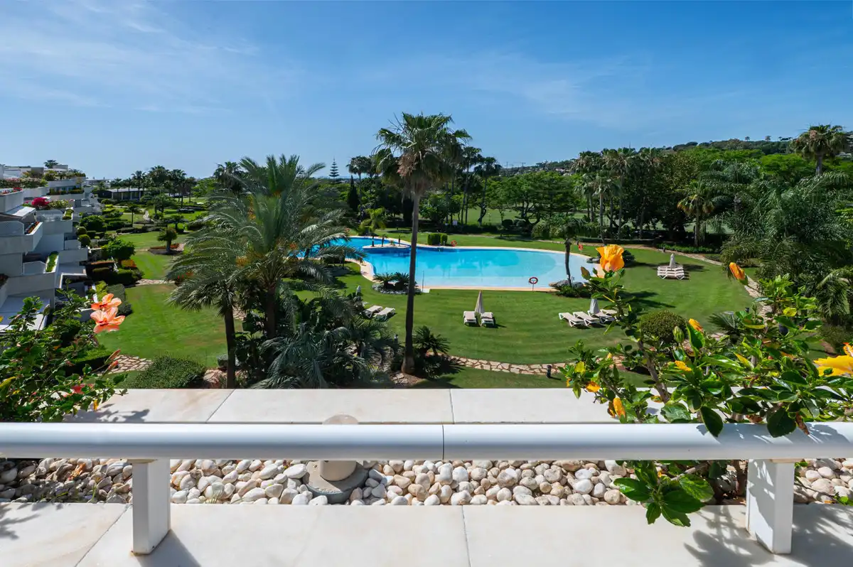 Penthouse with lift for sale in Nueva Andalucía, imagen 8
