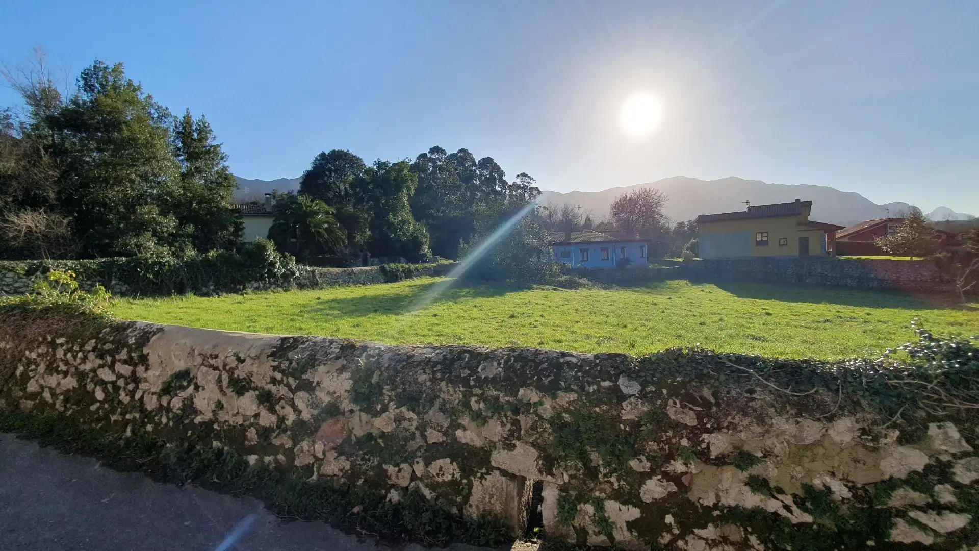 Vista exterior de Residencial en venda en Llanes