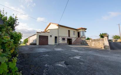 Exterior view of House or chalet for sale in Santillana del Mar  with Heating and Private garden