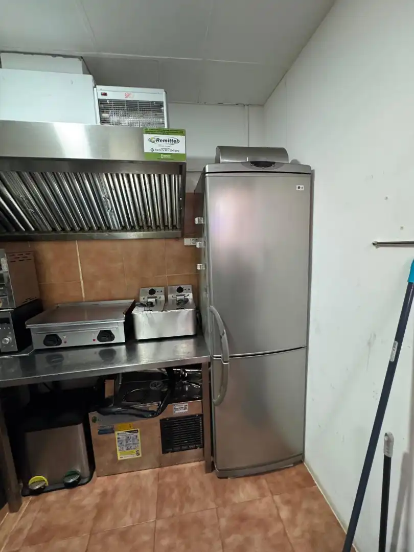 Cocina de Local en traspaso en Valencia con Aire acondicionado y Amueblado