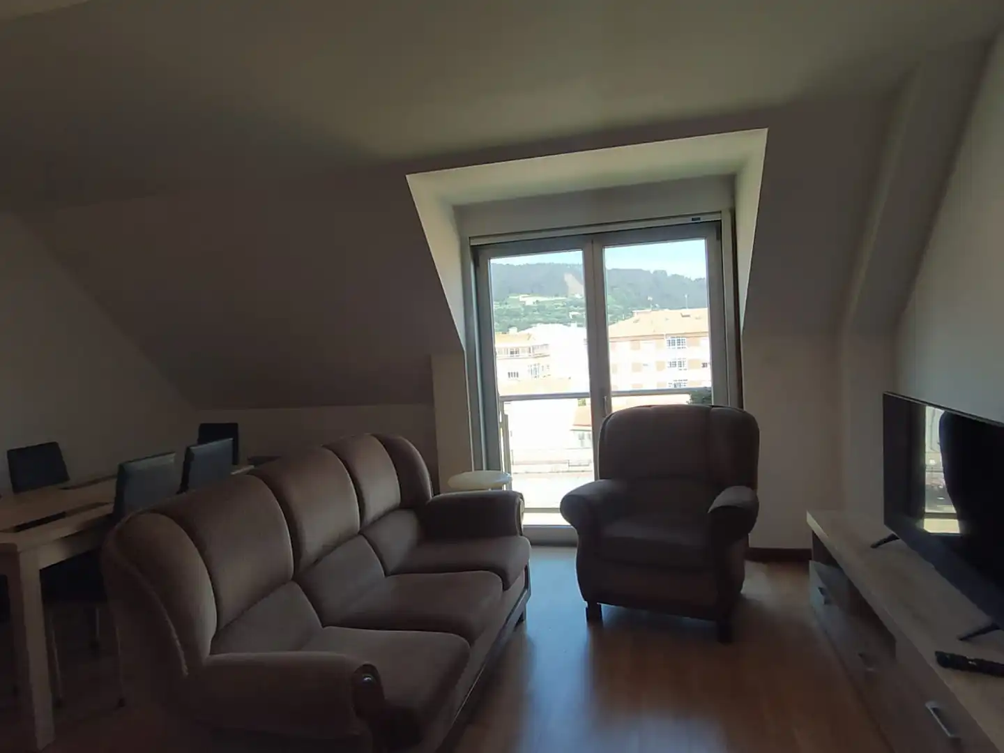 Sala de estar de Ático en venta en Cariño con Parquet, Amueblado y Horno