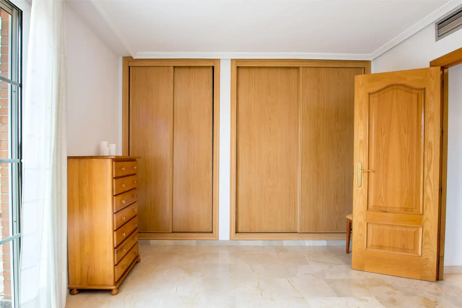 Habitación de Ático en venta en Murcia con Aire acondicionado, Terraza y Trastero