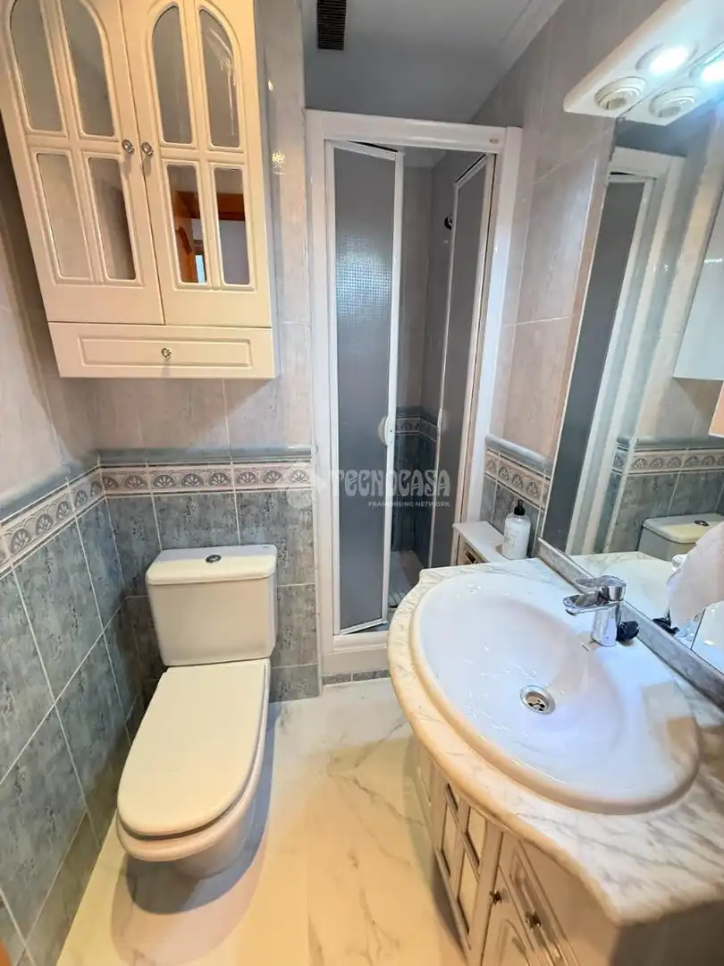 Baño de Piso de alquiler en Getafe con Aire acondicionado y Calefacción
