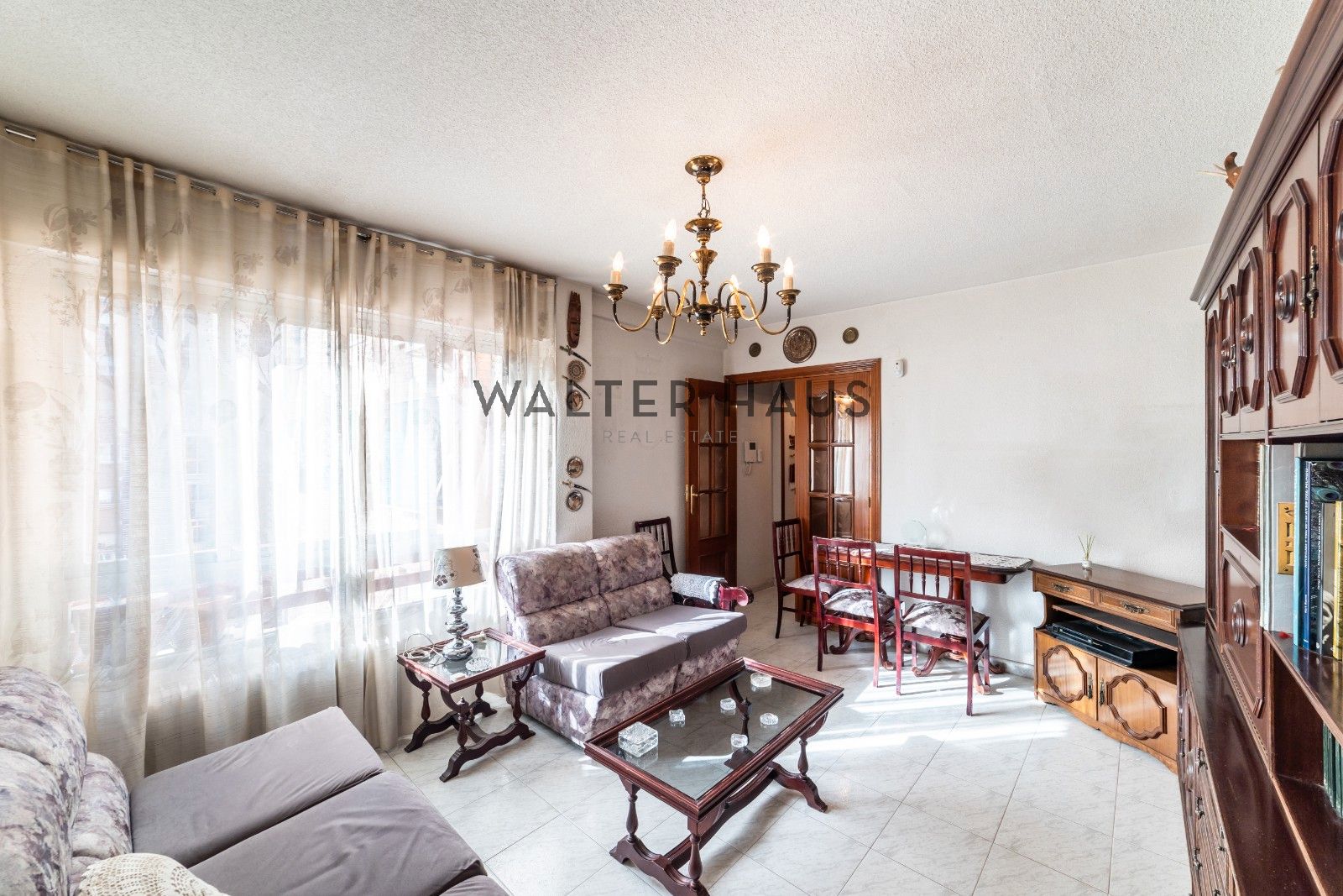 Living room of Flat for sale in  Madrid Capital  with Heating and Terrace