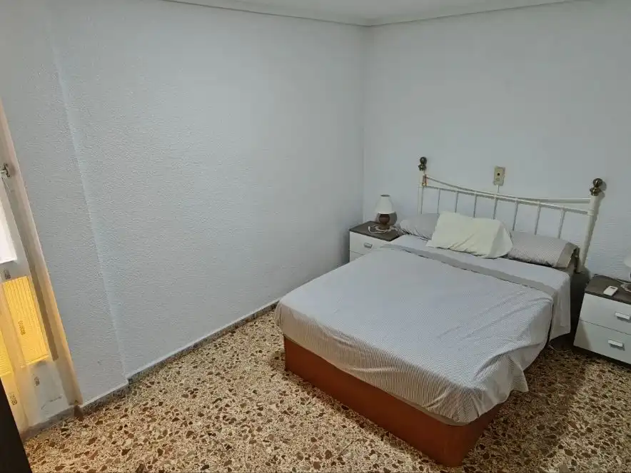 Dormitori de Pis en venda en Santa Pola amb Aire condicionat, Terrassa i Balcó