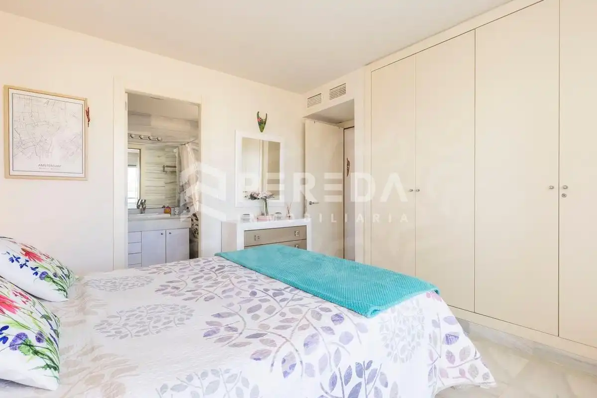 Schlafzimmer von Wohnung zum Verkauf in Roquetas de Mar mit Klimaanlage, Privatgarten und Terrasse
