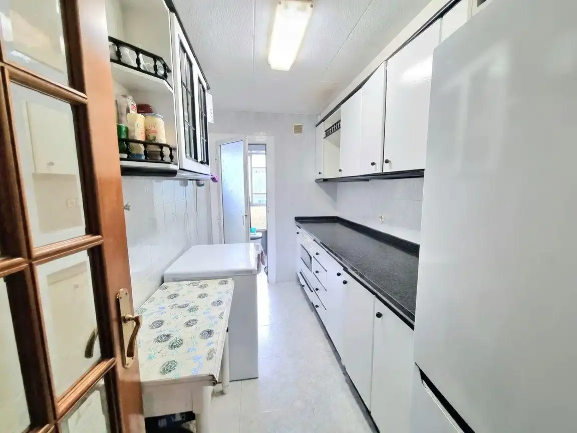 Kitchen of Flat for sale in Sabadell  with Heating, Furnished and Balcony