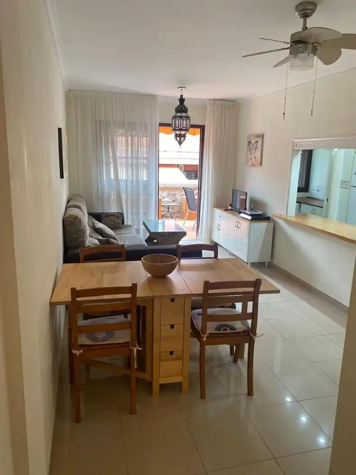 Comedor de Apartamento en venta en Arona con Terraza, Amueblado y Piscina comunitaria