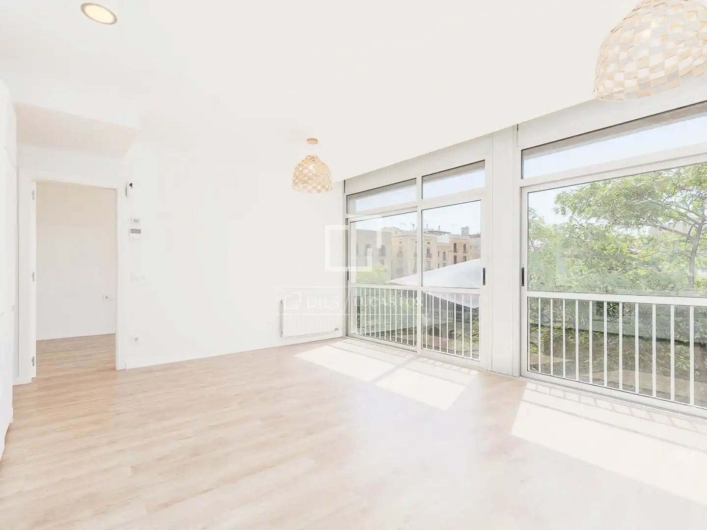 Vista exterior de Piso en venta en Barcelona con Aire acondicionado