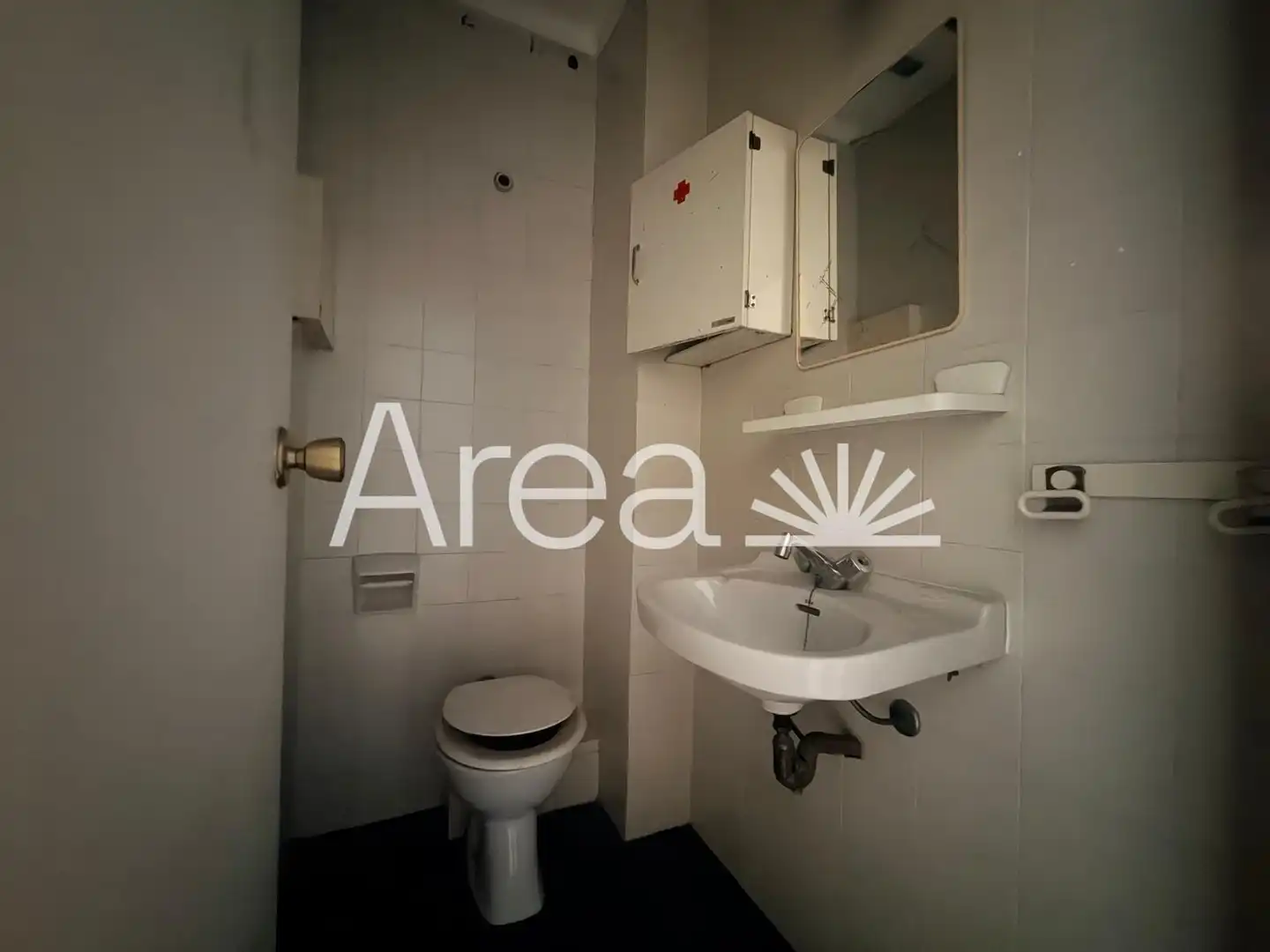 Bathroom of Flat for sale in Centre