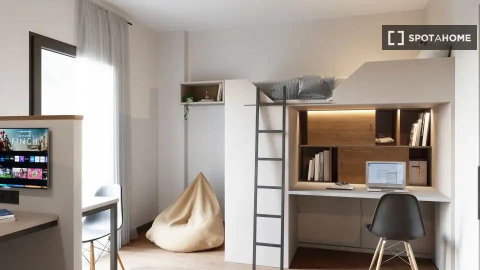 Room in Provençals del Poblenou