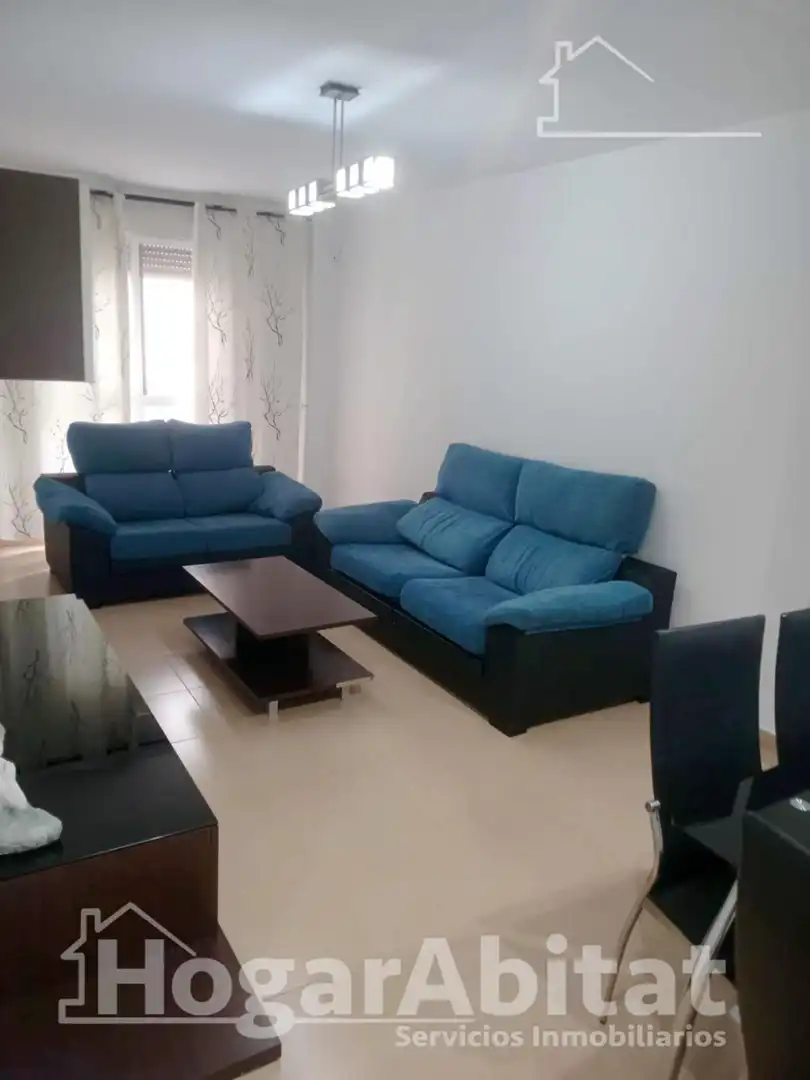 Sala d'estar de Pis en venda en Almazora / Almassora amb Aire condicionat i Terrassa