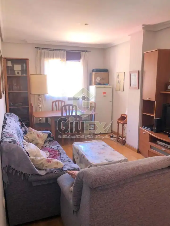 Living room of Flat for rent in Cáceres  with Air Conditioner, Heating and Terrace