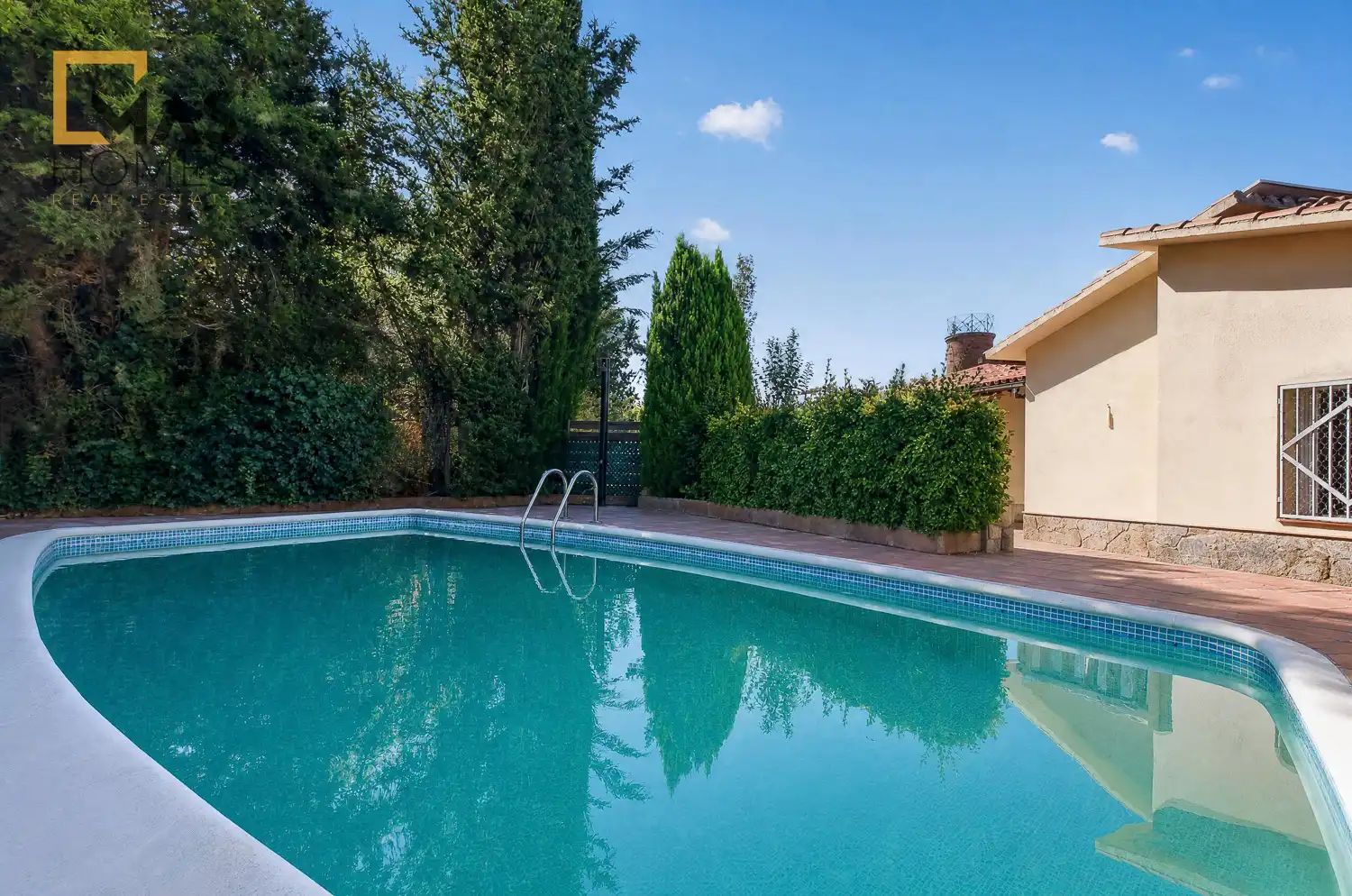 Piscina de Casa o xalet en venda en Castellar del Vallès amb Calefacció, Jardí privat i Traster