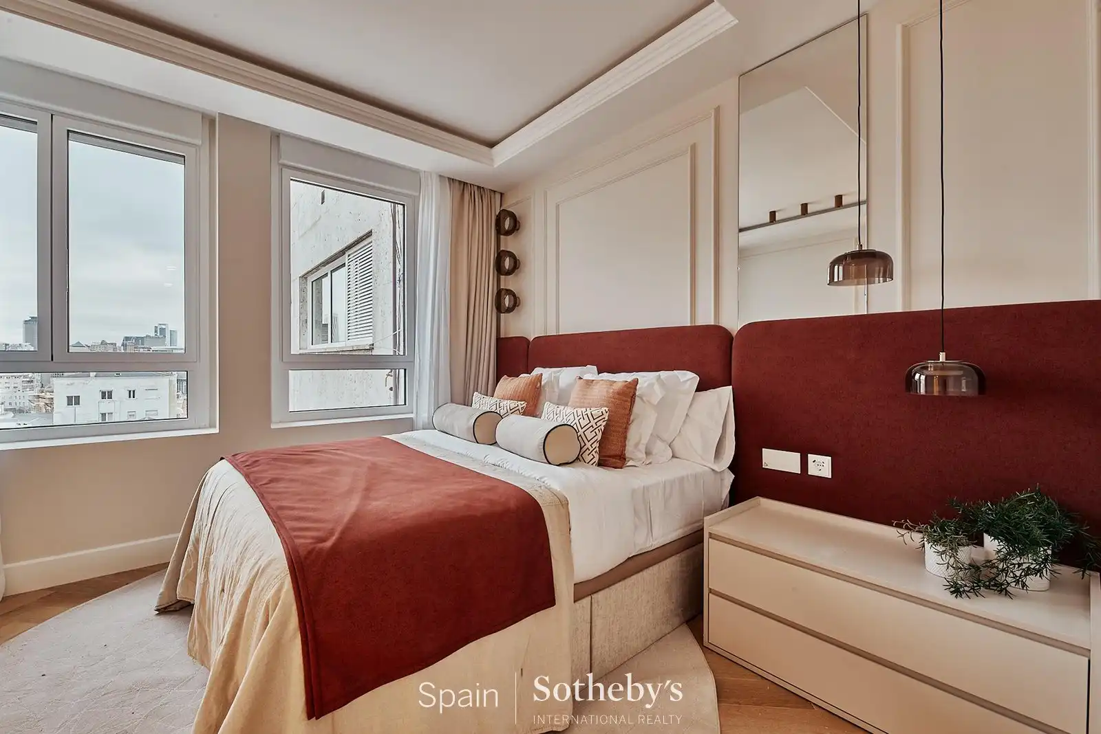 Bedroom of Apartments for sale in Madrid  with Air Conditioner, Terrace and Storage room