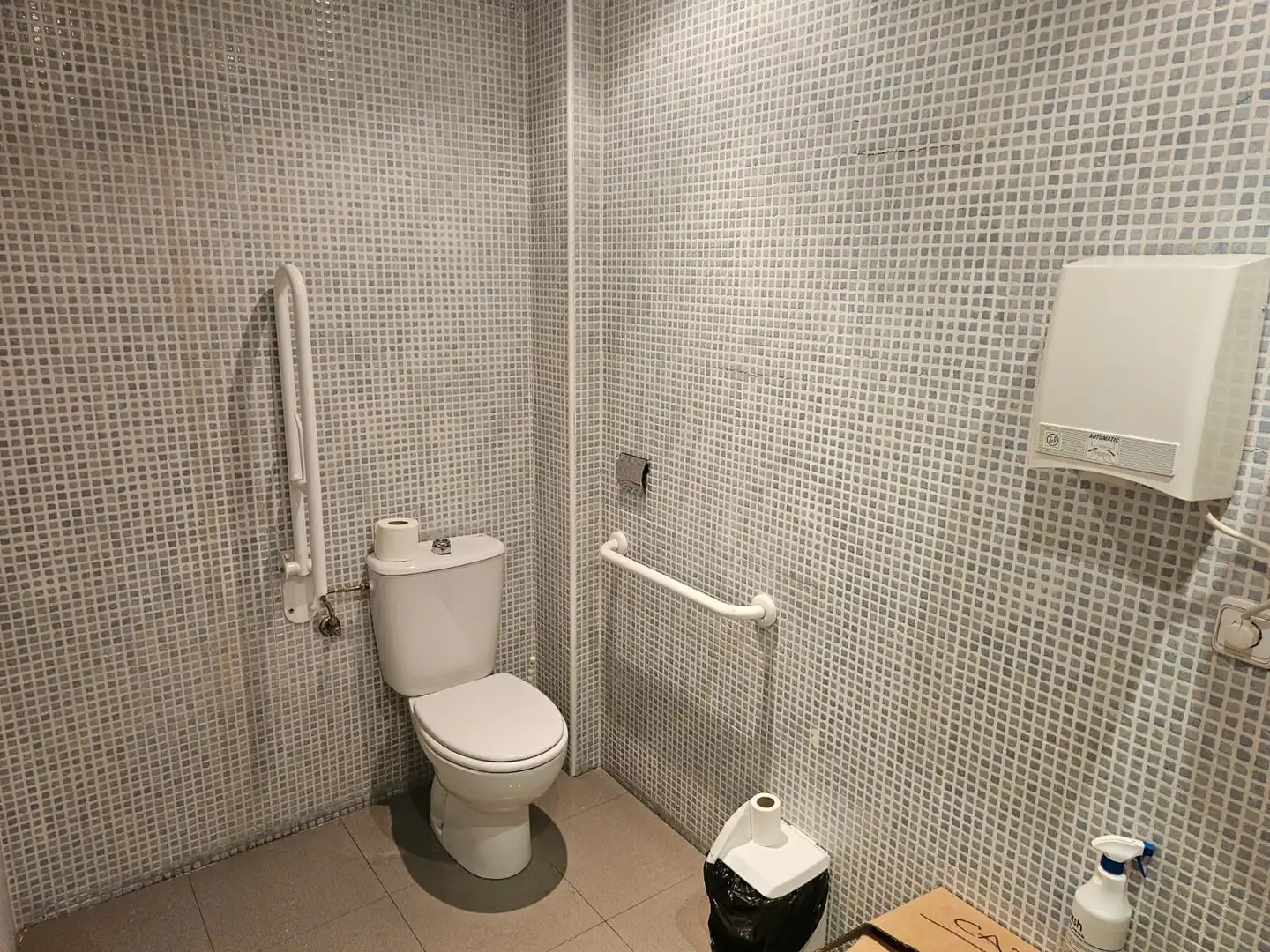 Local commercial à vendre à C/ Rosales, imagen 8