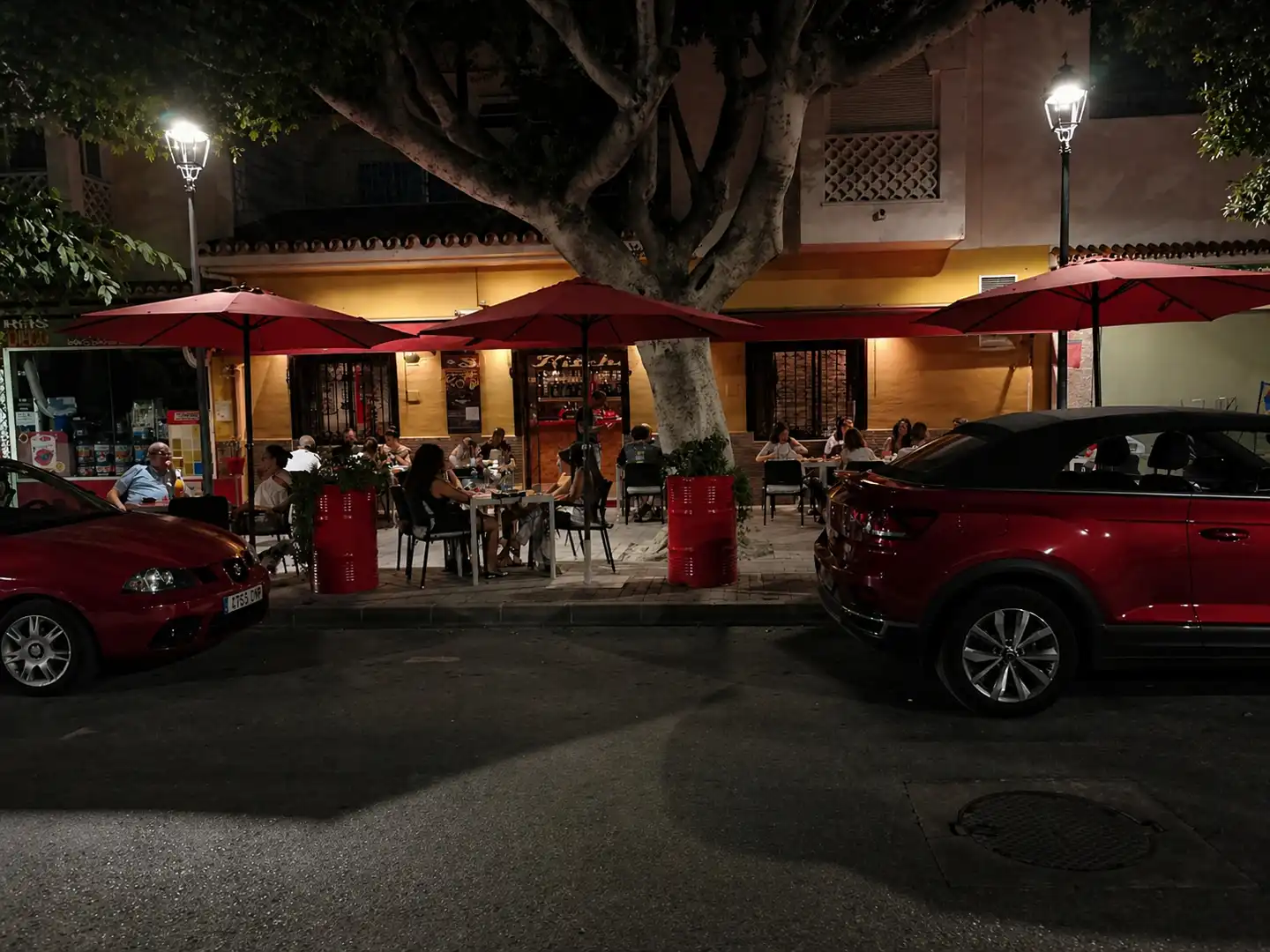 Local comercial en traspaso en Calle Medina Azahara, imagen 5